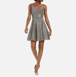 XSCAPE Silver Glitter Short Cocktail Dress